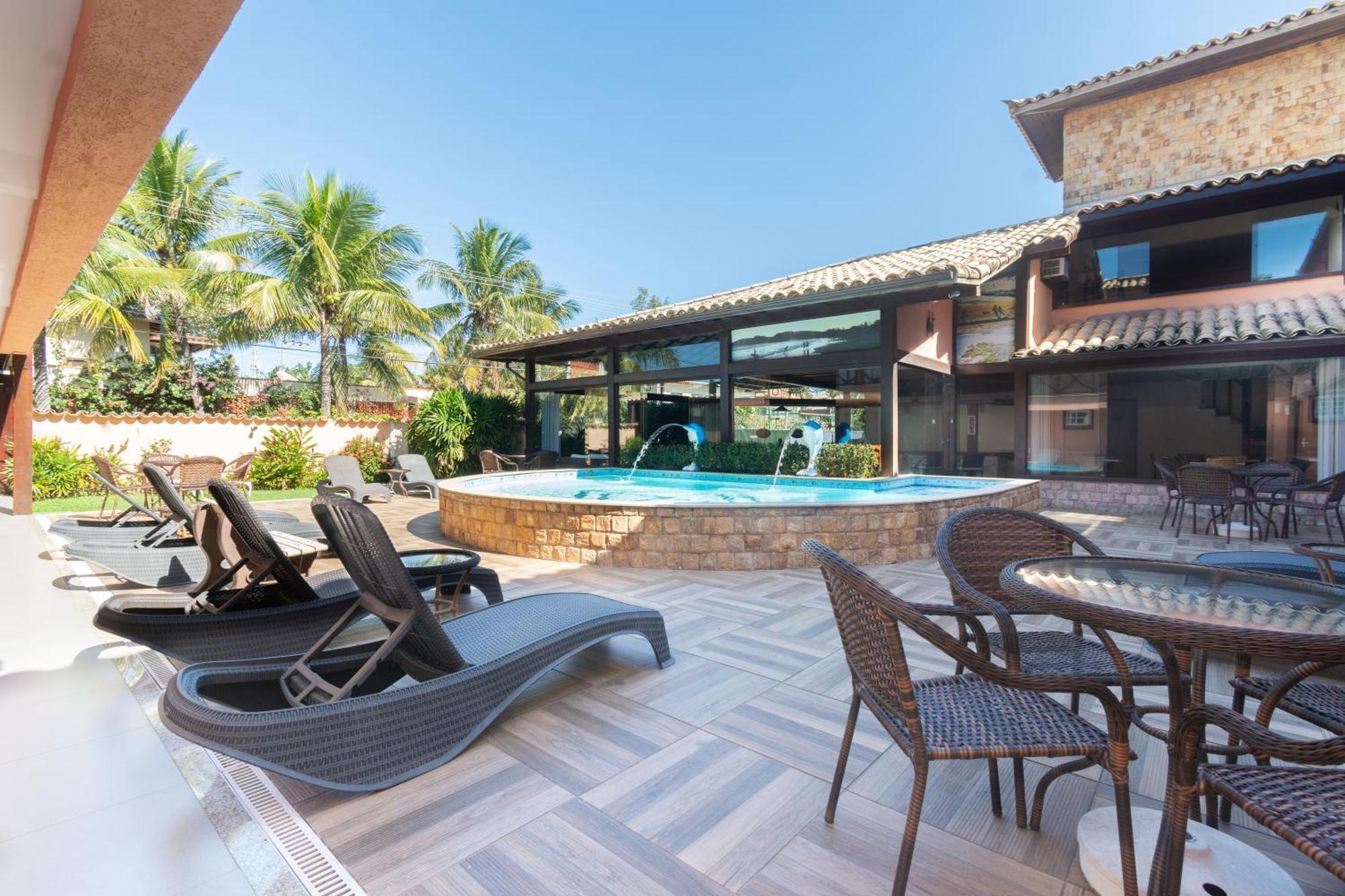 Marbella Inn *