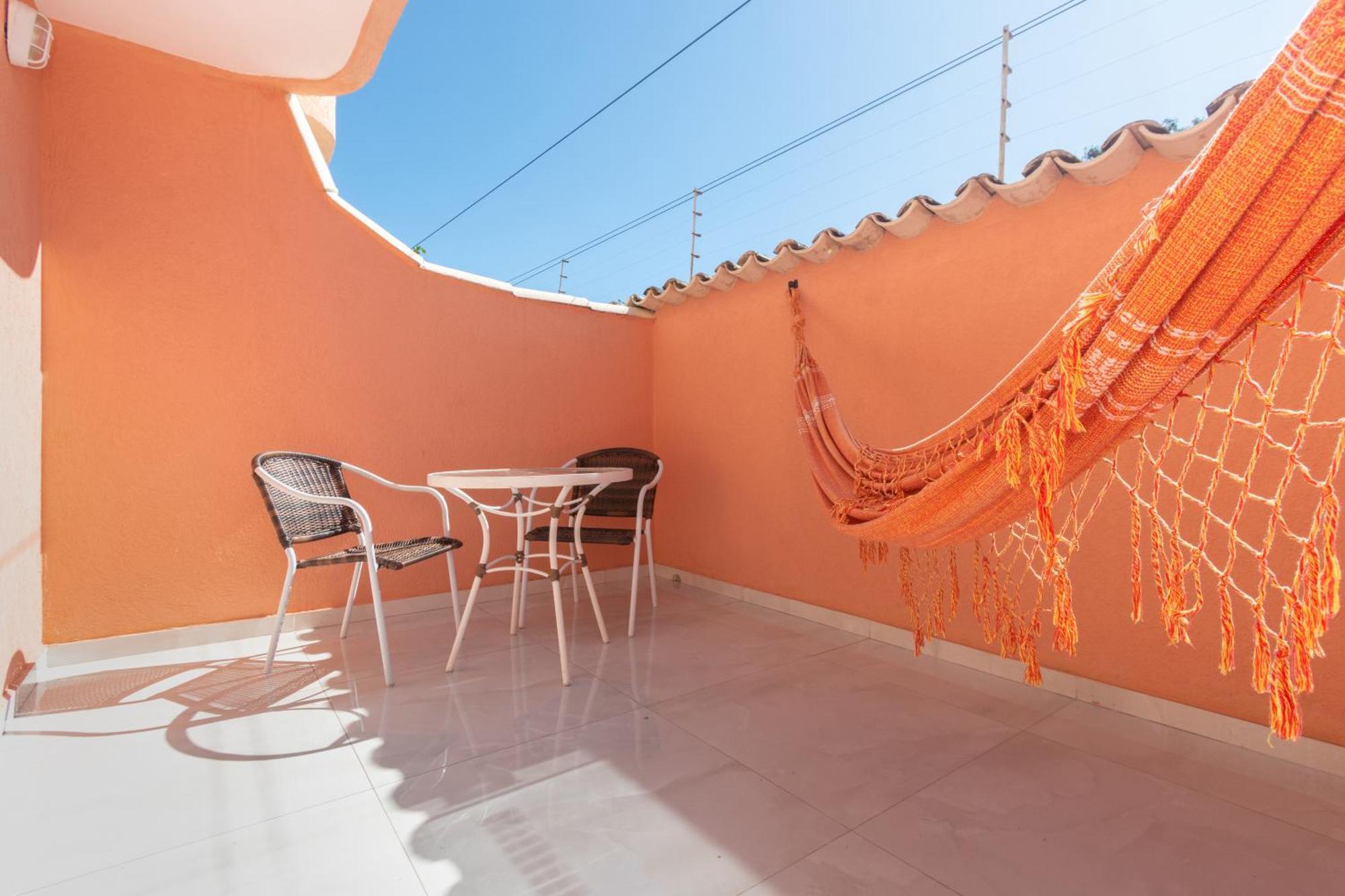 Marbella Inn *
